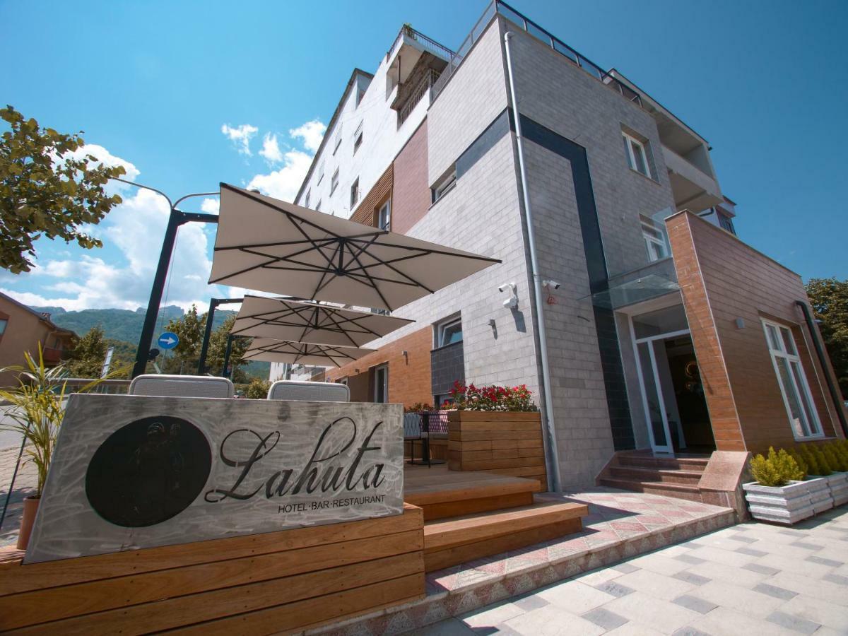 Hotel Lahuta Bajram Curri Eksteriør bilde