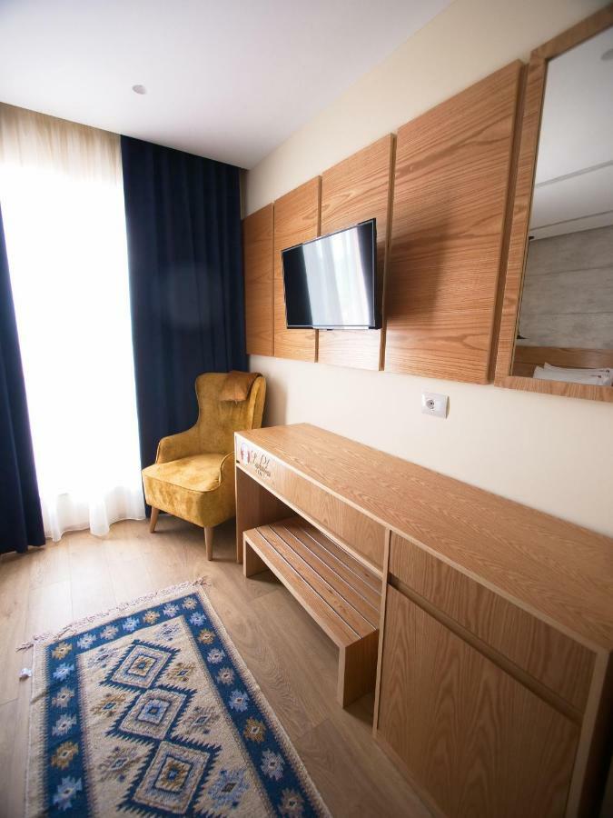 Hotel Lahuta Bajram Curri Eksteriør bilde